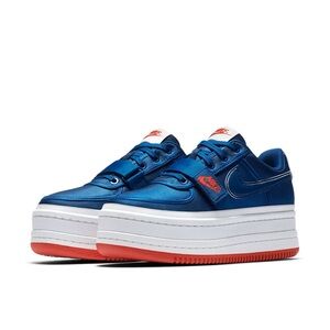 Nike Vandal 2X Size 7.5 Gym Blue